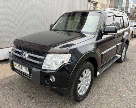Черный Мицубиси Паджеро, объемом двигателя 3.8 л и пробегом 187 тыс. км за 13800 $, фото 2 на Automoto.ua