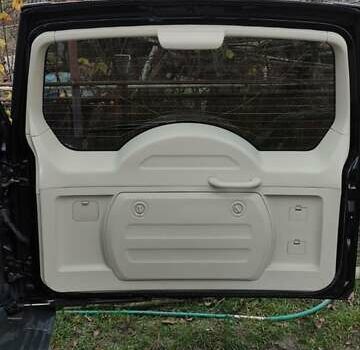 Черный Мицубиси Паджеро, объемом двигателя 3 л и пробегом 262 тыс. км за 10999 $, фото 21 на Automoto.ua