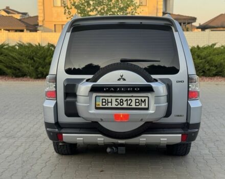 Черный Мицубиси Паджеро, объемом двигателя 2.4 л и пробегом 282 тыс. км за 13000 $, фото 5 на Automoto.ua