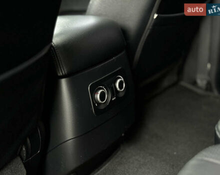 Чорний Міцубісі Паджеро, об'ємом двигуна 3.2 л та пробігом 209 тис. км за 11500 $, фото 29 на Automoto.ua