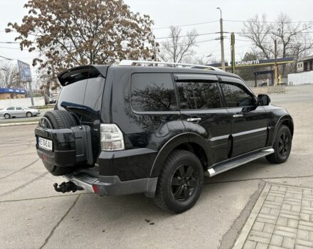 Чорний Міцубісі Паджеро, об'ємом двигуна 3 л та пробігом 192 тис. км за 10500 $, фото 3 на Automoto.ua
