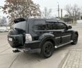 Чорний Міцубісі Паджеро, об'ємом двигуна 3 л та пробігом 192 тис. км за 10500 $, фото 3 на Automoto.ua