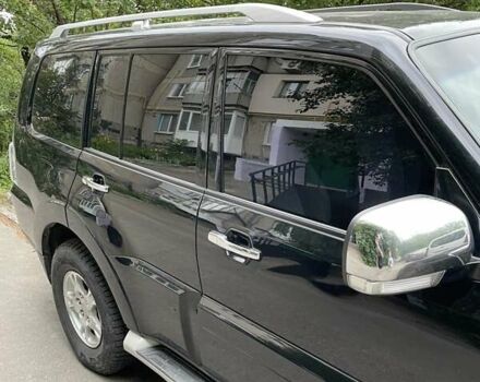 Черный Мицубиси Паджеро, объемом двигателя 2.97 л и пробегом 170 тыс. км за 11000 $, фото 3 на Automoto.ua