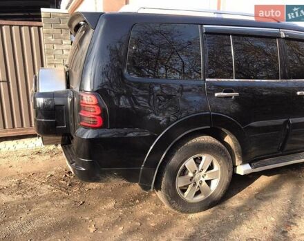 Чорний Міцубісі Паджеро, об'ємом двигуна 2.97 л та пробігом 360 тис. км за 11300 $, фото 5 на Automoto.ua