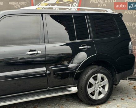Чорний Міцубісі Паджеро, об'ємом двигуна 3.2 л та пробігом 209 тис. км за 11500 $, фото 7 на Automoto.ua