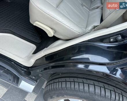 Черный Мицубиси Паджеро, объемом двигателя 3.2 л и пробегом 191 тыс. км за 12999 $, фото 22 на Automoto.ua