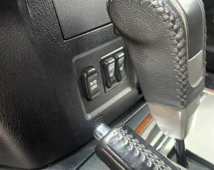 Чорний Міцубісі Паджеро, об'ємом двигуна 3 л та пробігом 260 тис. км за 10800 $, фото 38 на Automoto.ua