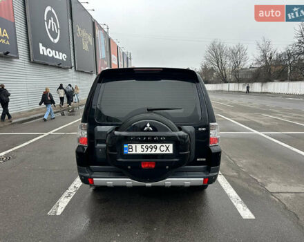 Черный Мицубиси Паджеро, объемом двигателя 3.2 л и пробегом 191 тыс. км за 12900 $, фото 5 на Automoto.ua