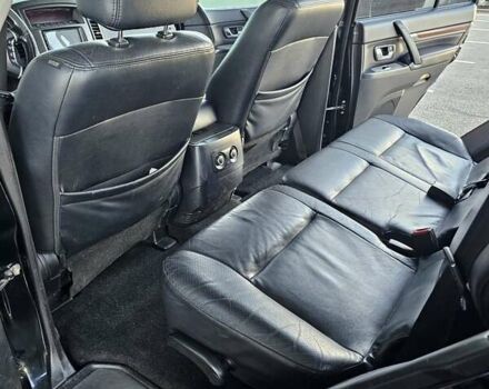 Чорний Міцубісі Паджеро, об'ємом двигуна 3 л та пробігом 210 тис. км за 11000 $, фото 3 на Automoto.ua