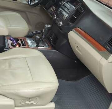 Черный Мицубиси Паджеро, объемом двигателя 3 л и пробегом 262 тыс. км за 10999 $, фото 13 на Automoto.ua