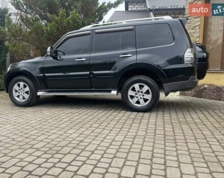 Чорний Міцубісі Паджеро, об'ємом двигуна 3 л та пробігом 260 тис. км за 10800 $, фото 23 на Automoto.ua