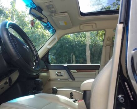 Черный Мицубиси Паджеро, объемом двигателя 3 л и пробегом 47 тыс. км за 17800 $, фото 3 на Automoto.ua