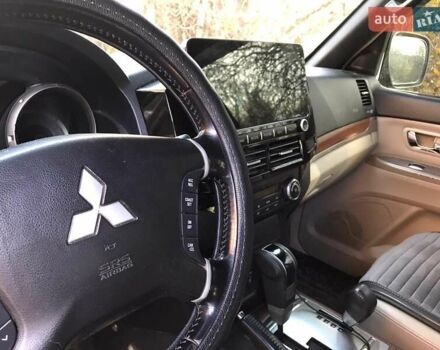 Чорний Міцубісі Паджеро, об'ємом двигуна 2.97 л та пробігом 360 тис. км за 11300 $, фото 1 на Automoto.ua