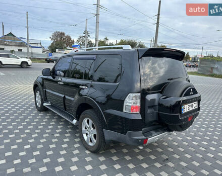 Черный Мицубиси Паджеро, объемом двигателя 3.2 л и пробегом 191 тыс. км за 12999 $, фото 6 на Automoto.ua