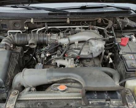 Черный Мицубиси Паджеро, объемом двигателя 3 л и пробегом 262 тыс. км за 10999 $, фото 12 на Automoto.ua