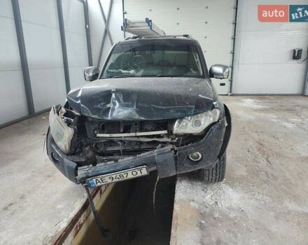 Черный Мицубиси Паджеро, объемом двигателя 3 л и пробегом 320 тыс. км за 6000 $, фото 5 на Automoto.ua