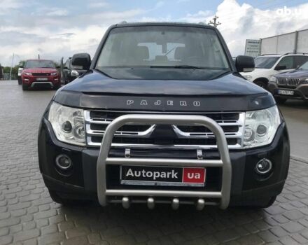 Черный Мицубиси Паджеро, объемом двигателя 3.2 л и пробегом 330 тыс. км за 12790 $, фото 1 на Automoto.ua