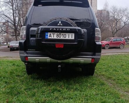 Черный Мицубиси Паджеро, объемом двигателя 3.2 л и пробегом 249 тыс. км за 13500 $, фото 4 на Automoto.ua