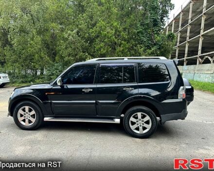 Черный Мицубиси Паджеро, объемом двигателя 3.2 л и пробегом 190 тыс. км за 13000 $, фото 4 на Automoto.ua