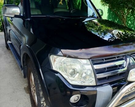 Чорний Міцубісі Паджеро, об'ємом двигуна 3 л та пробігом 344 тис. км за 10700 $, фото 3 на Automoto.ua