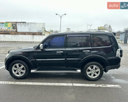 Черный Мицубиси Паджеро, объемом двигателя 3.2 л и пробегом 191 тыс. км за 12900 $, фото 7 на Automoto.ua