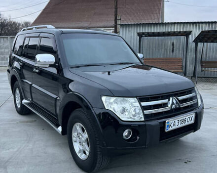 Чорний Міцубісі Паджеро, об'ємом двигуна 2.97 л та пробігом 228 тис. км за 10999 $, фото 3 на Automoto.ua