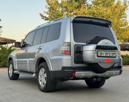 Черный Мицубиси Паджеро, объемом двигателя 2.4 л и пробегом 282 тыс. км за 13000 $, фото 6 на Automoto.ua