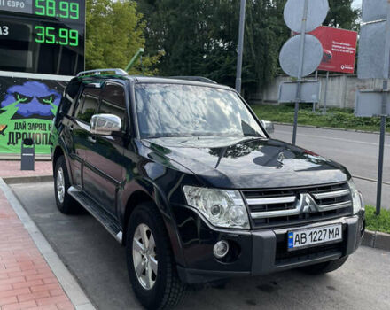 Чорний Міцубісі Паджеро, об'ємом двигуна 2.97 л та пробігом 389 тис. км за 11699 $, фото 2 на Automoto.ua