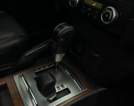 Черный Мицубиси Паджеро, объемом двигателя 3.8 л и пробегом 258 тыс. км за 10900 $, фото 8 на Automoto.ua