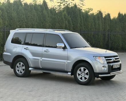 Черный Мицубиси Паджеро, объемом двигателя 2.4 л и пробегом 282 тыс. км за 13000 $, фото 3 на Automoto.ua