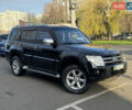 Чорний Міцубісі Паджеро, об'ємом двигуна 3.2 л та пробігом 201 тис. км за 8999 $, фото 2 на Automoto.ua