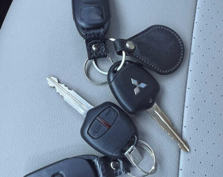 Черный Мицубиси Паджеро, объемом двигателя 3 л и пробегом 210 тыс. км за 10500 $, фото 28 на Automoto.ua