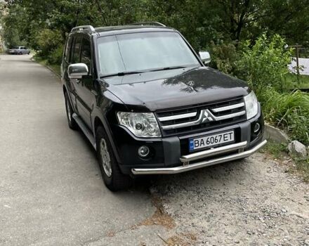 Черный Мицубиси Паджеро, объемом двигателя 2.97 л и пробегом 170 тыс. км за 11000 $, фото 1 на Automoto.ua