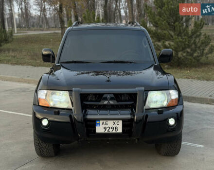 Чорний Міцубісі Паджеро, об'ємом двигуна 3.8 л та пробігом 260 тис. км за 10500 $, фото 10 на Automoto.ua