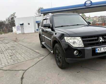 Чорний Міцубісі Паджеро, об'ємом двигуна 3 л та пробігом 192 тис. км за 10500 $, фото 1 на Automoto.ua