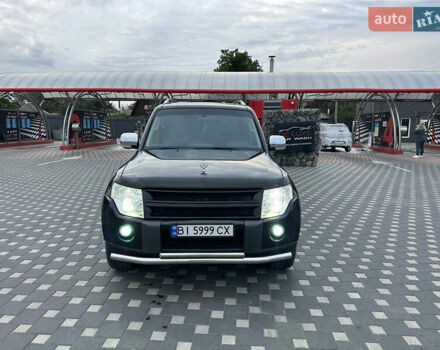 Черный Мицубиси Паджеро, объемом двигателя 3.2 л и пробегом 191 тыс. км за 12999 $, фото 2 на Automoto.ua