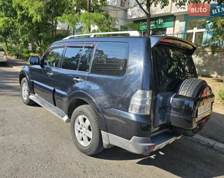 Чорний Міцубісі Паджеро, об'ємом двигуна 3 л та пробігом 210 тис. км за 11000 $, фото 14 на Automoto.ua