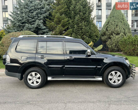Черный Мицубиси Паджеро, объемом двигателя 3 л и пробегом 210 тыс. км за 10500 $, фото 8 на Automoto.ua