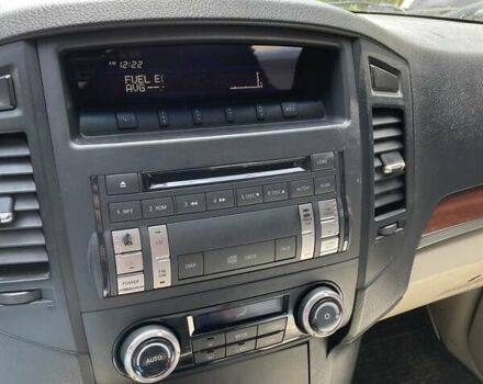 Черный Мицубиси Паджеро, объемом двигателя 2.97 л и пробегом 170 тыс. км за 11000 $, фото 11 на Automoto.ua