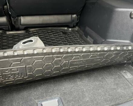 Чорний Міцубісі Паджеро, об'ємом двигуна 3 л та пробігом 260 тис. км за 10800 $, фото 53 на Automoto.ua