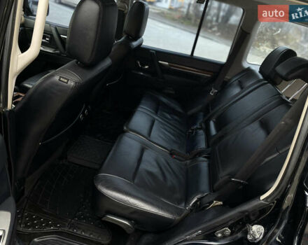 Черный Мицубиси Паджеро, объемом двигателя 2.97 л и пробегом 269 тыс. км за 9500 $, фото 12 на Automoto.ua