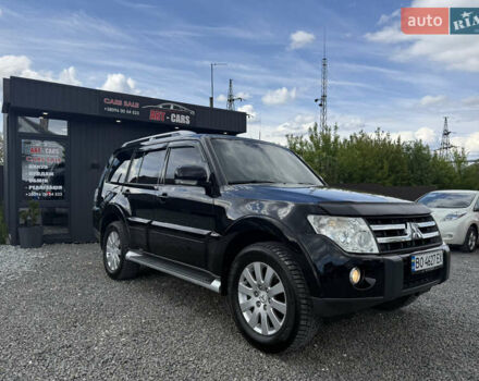Чорний Міцубісі Паджеро, об'ємом двигуна 3.2 л та пробігом 260 тис. км за 12950 $, фото 1 на Automoto.ua