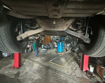 Черный Мицубиси Паджеро, объемом двигателя 3.8 л и пробегом 258 тыс. км за 10900 $, фото 4 на Automoto.ua