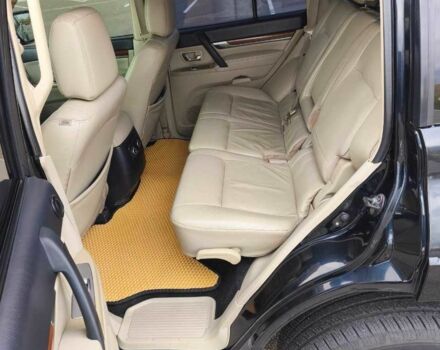 Міцубісі Паджеро 2007 у Києві на Automoto.ua Чорний Міцубісі Паджеро, об'ємом двигуна 3.8 л та пробігом 240 тис. км за 11500 $, фото 9 на Automoto.ua