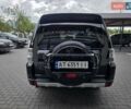 Черный Мицубиси Паджеро, объемом двигателя 3 л и пробегом 256 тыс. км за 10777 $, фото 7 на Automoto.ua