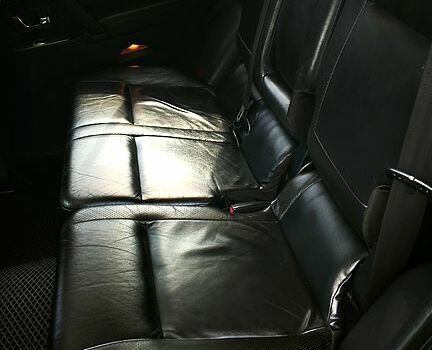 Черный Мицубиси Паджеро, объемом двигателя 3.8 л и пробегом 197 тыс. км за 11500 $, фото 8 на Automoto.ua