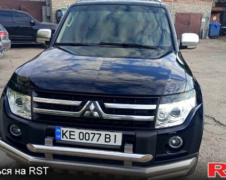 Черный Мицубиси Паджеро, объемом двигателя 3.2 л и пробегом 180 тыс. км за 14000 $, фото 2 на Automoto.ua