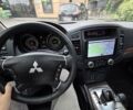 Чорний Міцубісі Паджеро, об'ємом двигуна 3 л та пробігом 249 тис. км за 11500 $, фото 18 на Automoto.ua