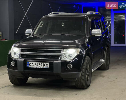 Черный Мицубиси Паджеро, объемом двигателя 3 л и пробегом 320 тыс. км за 9900 $, фото 14 на Automoto.ua