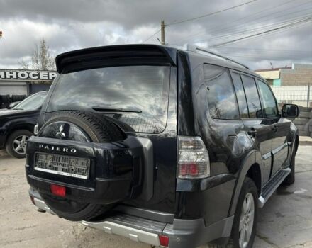 Чорний Міцубісі Паджеро, об'ємом двигуна 0 л та пробігом 300 тис. км за 12500 $, фото 1 на Automoto.ua